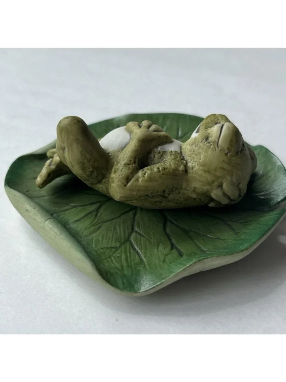 Vintage 1980s Japan Harvey Knox Porcelain Sleeping Frog On Lily Pad Figurine